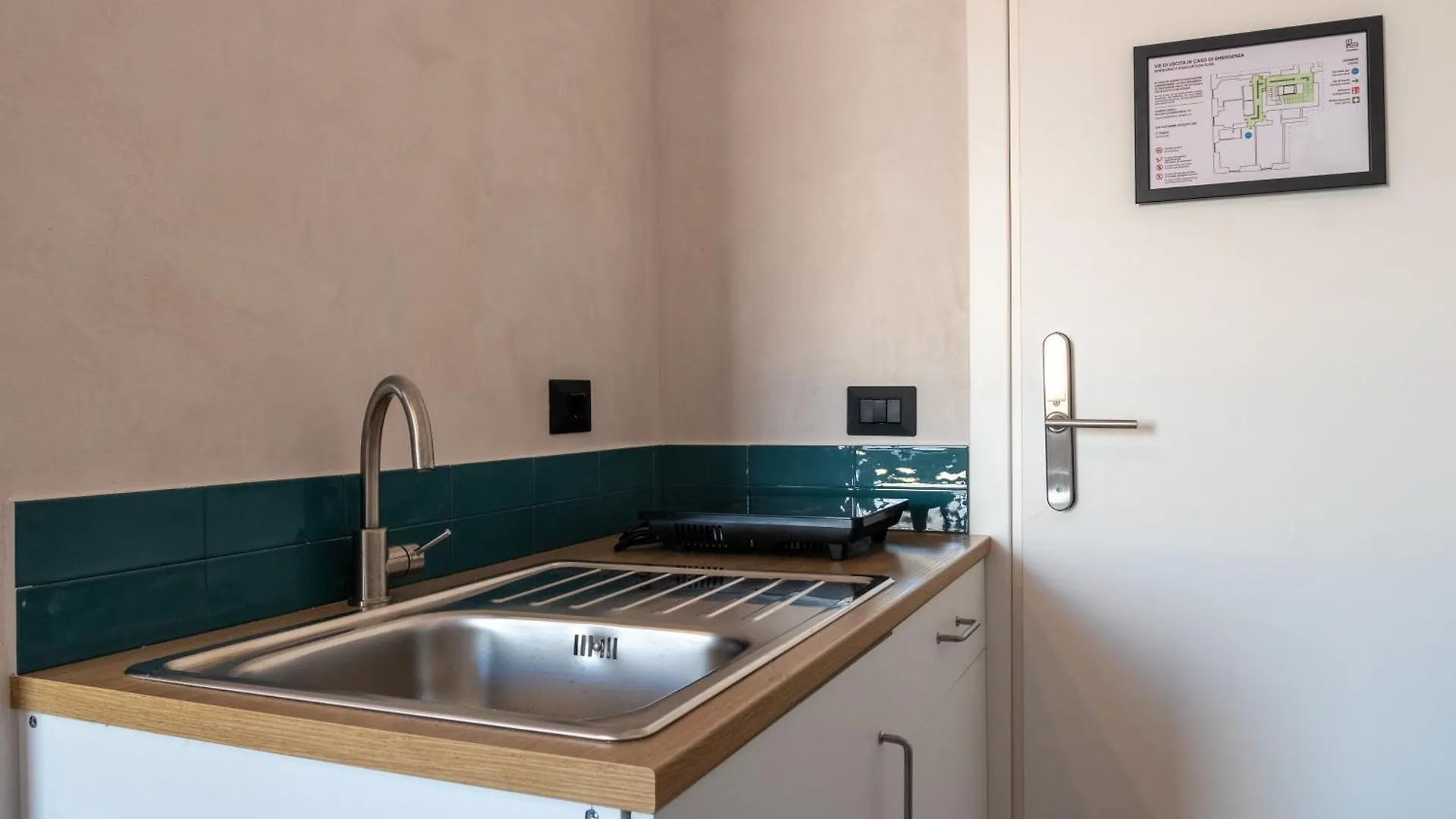 Guest house Cunabu Apartments Giolitti Rome