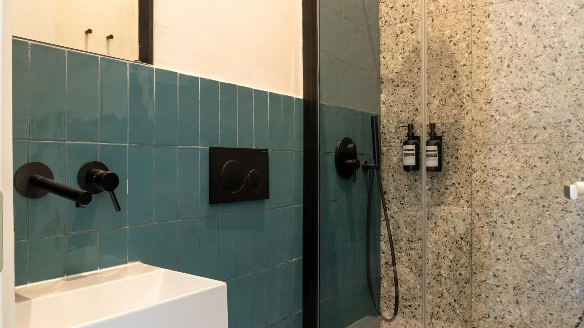 Cunabu Apartments Giolitti Rome 0*,  Italy